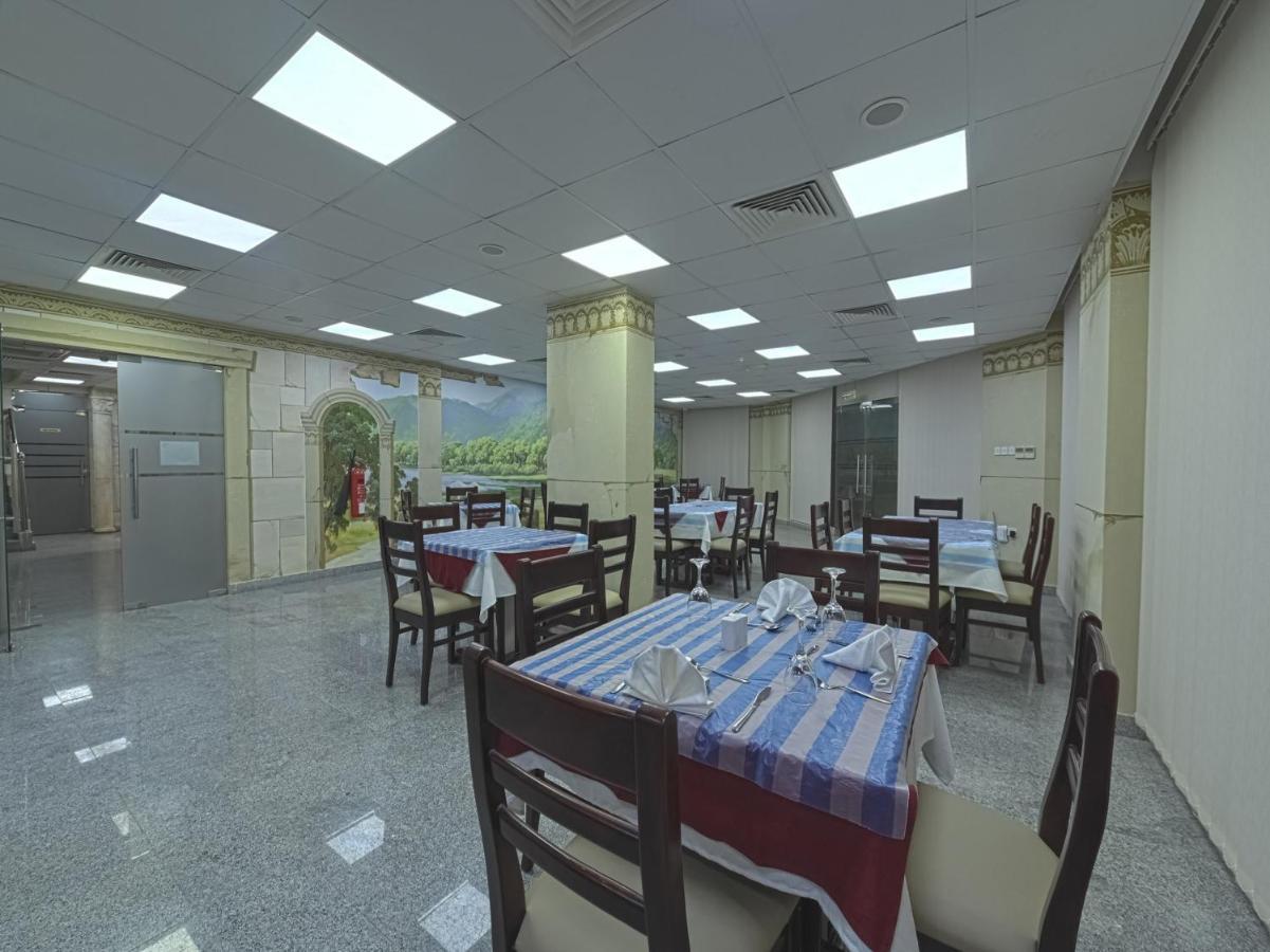 โอโย 116 แพลตินัม โฮเต็ล อพาร์ตเมนต์ Hotel Seeb ภายนอก รูปภาพ