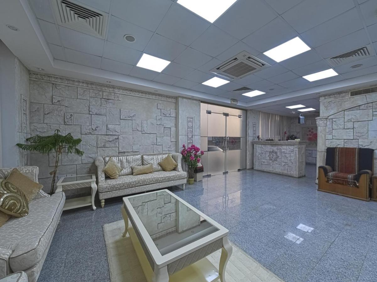 โอโย 116 แพลตินัม โฮเต็ล อพาร์ตเมนต์ Hotel Seeb ภายนอก รูปภาพ